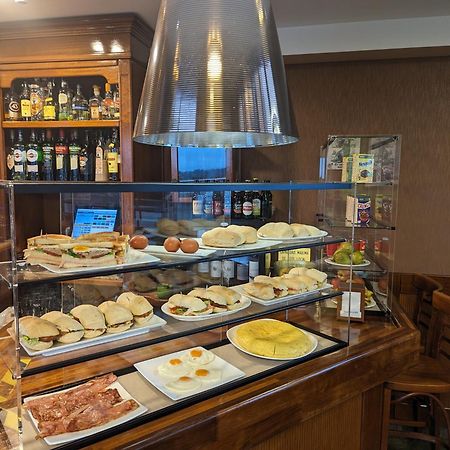 La Colina Hotel Gijón Buitenkant foto
