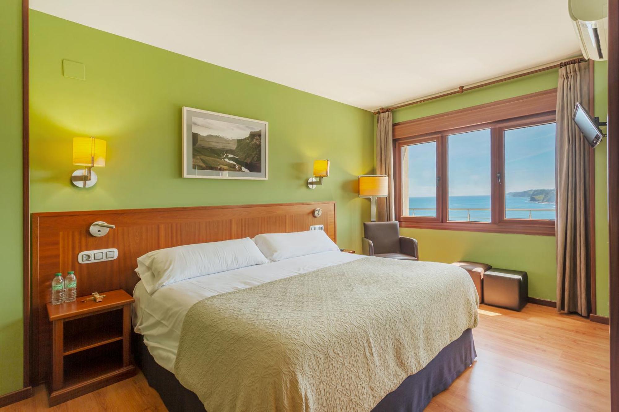 La Colina Hotel Gijón Buitenkant foto